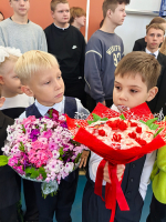 Более 200 первоклассников сели за парты в 20 школах Онежского округа