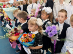 Более 200 первоклассников сели за парты в 20 школах Онежского округа